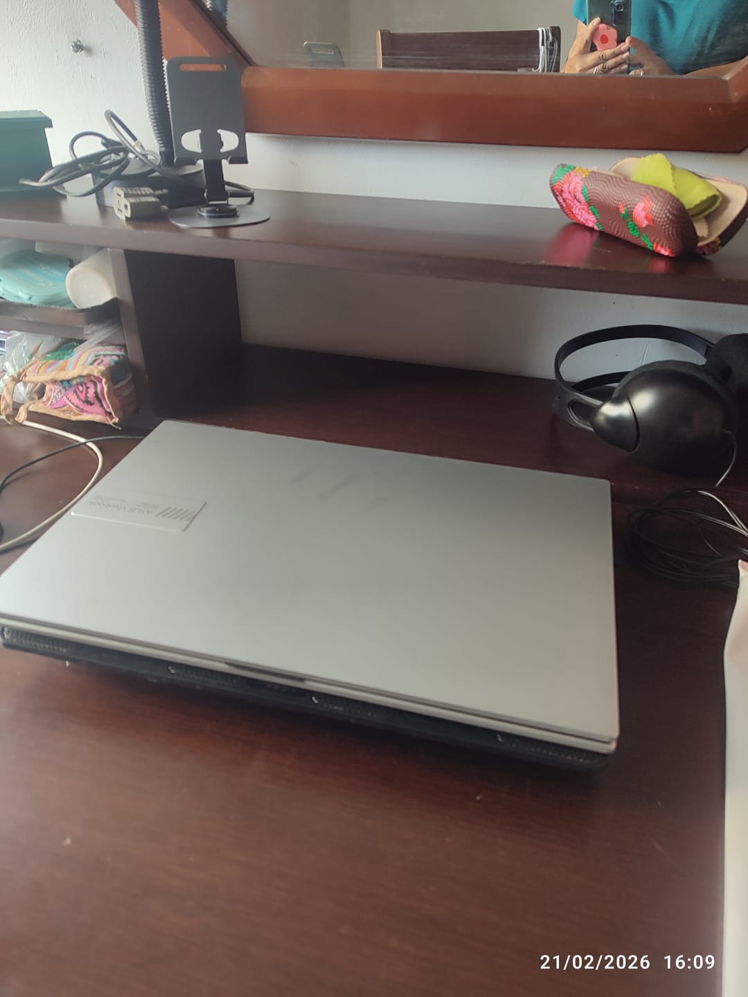 Customer photo review of Laptop ASUS Vivobook Go 15.6" AMD Ryzen 5-7520U Pantalla 15.6" - Negro - 16GB RAM - 512GB SSD - E1501FA-NJ1555