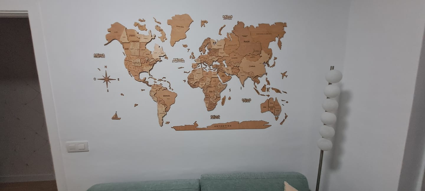 Customer photo review of 3D Wooden World Map Gold