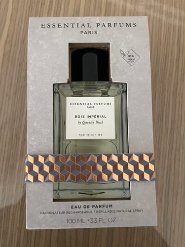 Customer photo review of ESSENTIAL PARFUMS - BOIS IMPERIAL