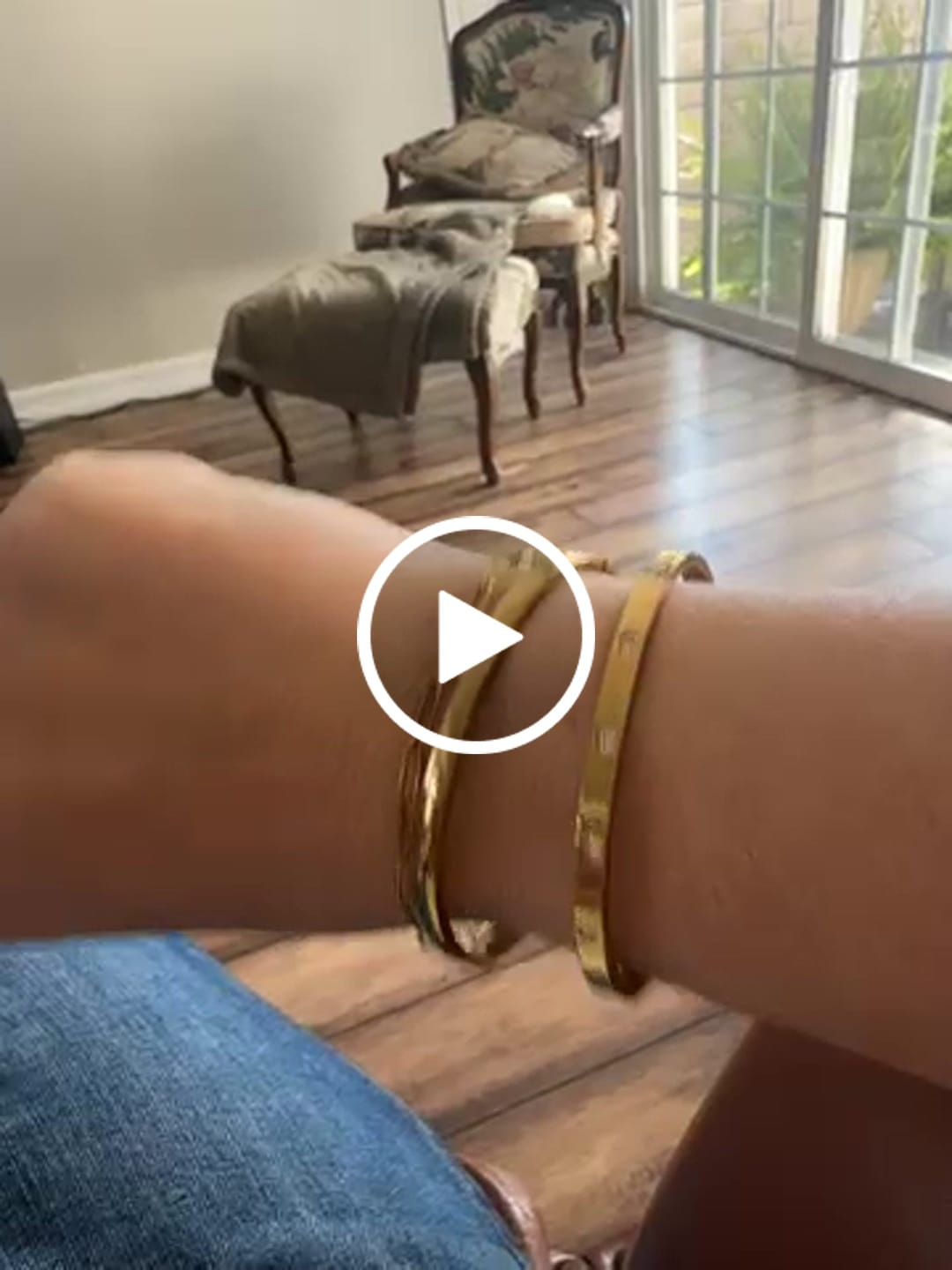 Customer video review of Vina Bracelet (Bundle)