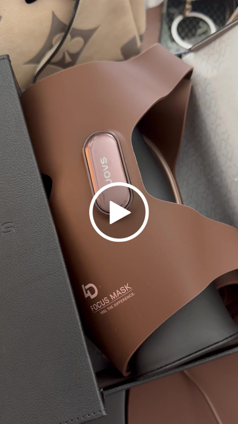 Customer video review of JOVS 4D Laser Anti-Aging Therapy Mask
