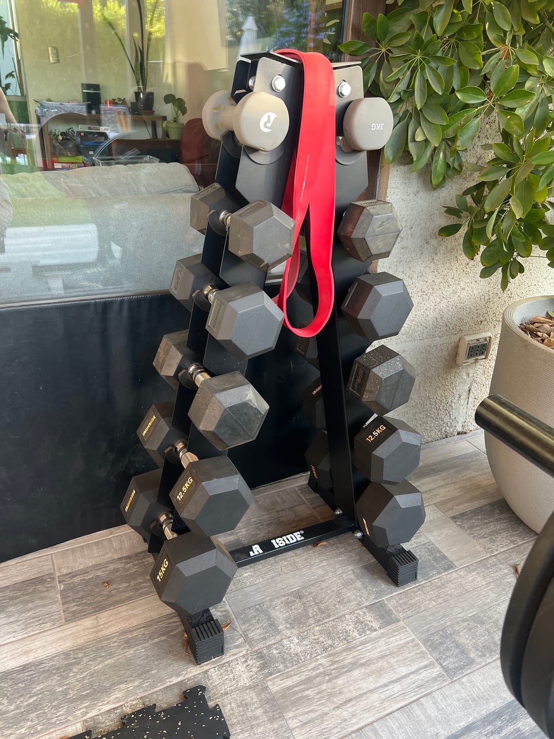 Customer photo review of Rack de Almacenamiento Mancuernas Triangular IRONSIDE
