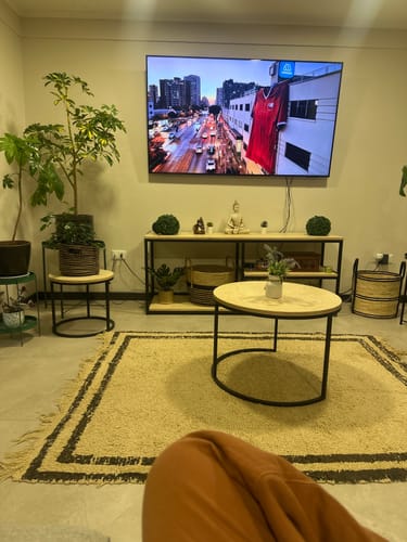 Customer photo review of Mesa de centro circular nido MIMA Negro — Kallfu.cl