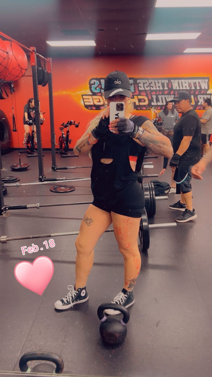 Customer photo review of Amplify Shorts