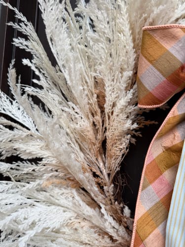 Customer photo review of Pampas Grass Wreath 36"