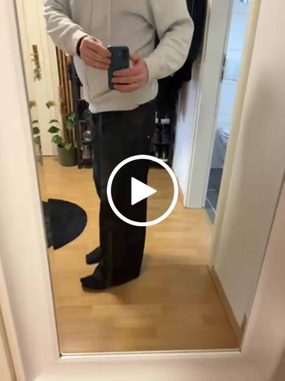 Customer video review of Raw Denim Jeans Black PREORDER