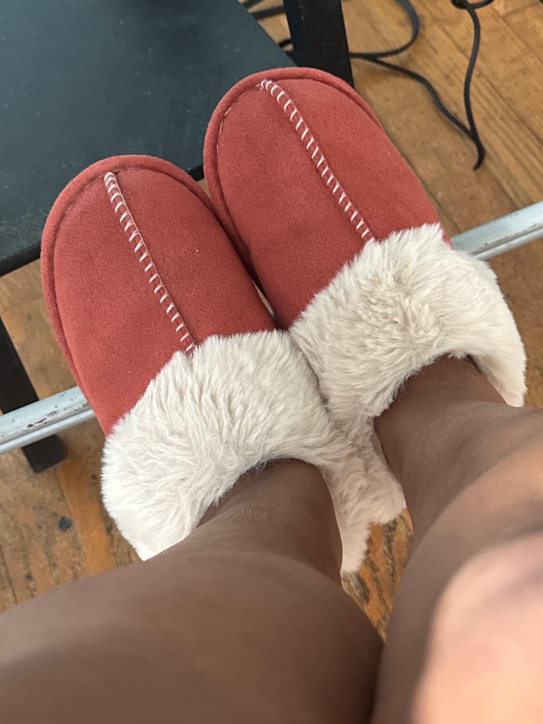Customer photo review of Nordic Comfy Slippers