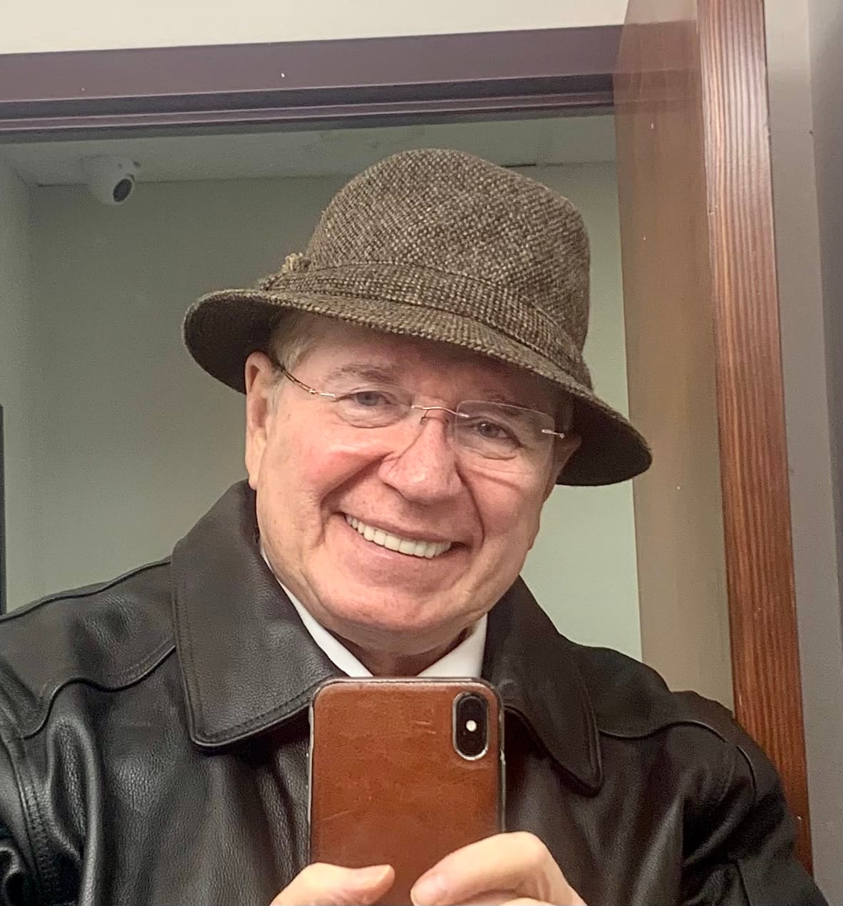 Customer photo review of Walking Hat Tweed