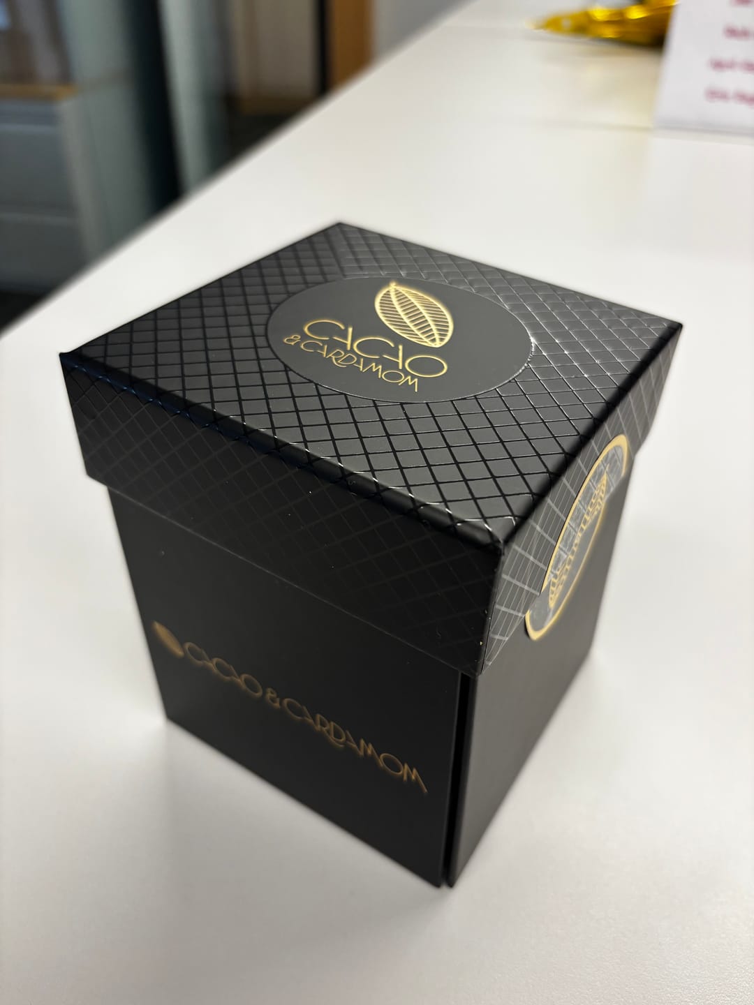 Customer photo review of Three Tier Dozen, Signature Collection