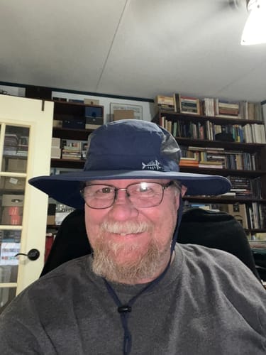 Customer photo review of Unisex UPF 50+ Wide Brim Bucket Hat with Detachable Neck Flap FH02