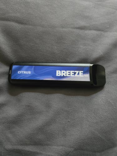 Customer photo review of Breeze Pro Disposable Vape