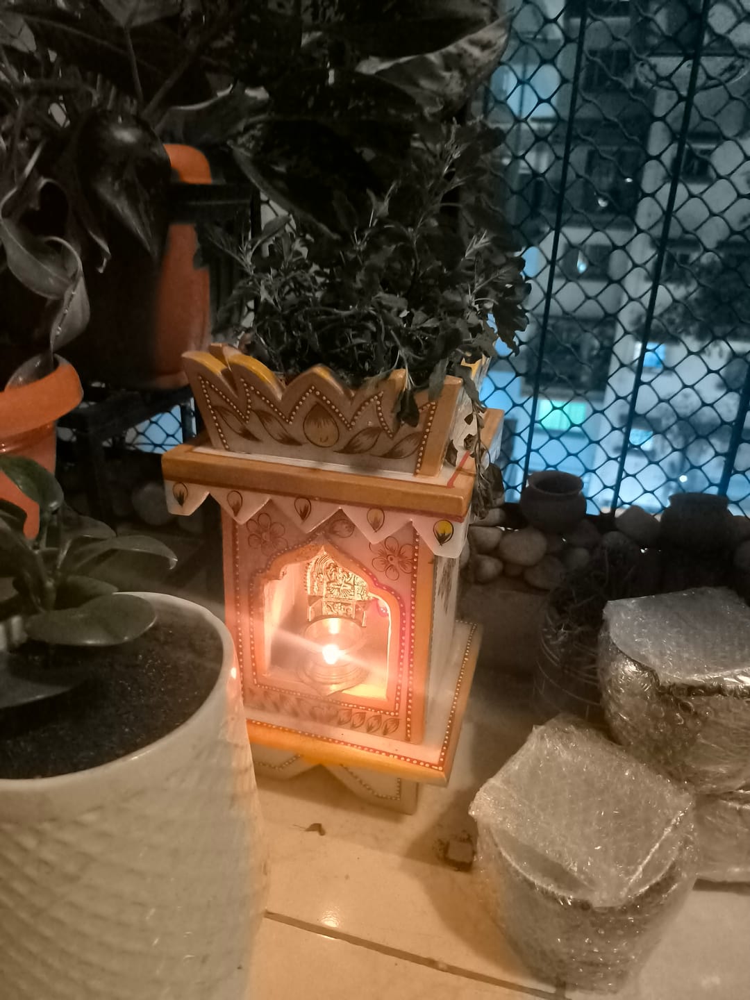Customer photo review of Marble Tulsi Pot, Traditional Painting (Small) - Handicraft Bazaar