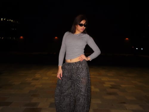 Customer photo review of Omirad Leopard Wash Wide Sweat Pants