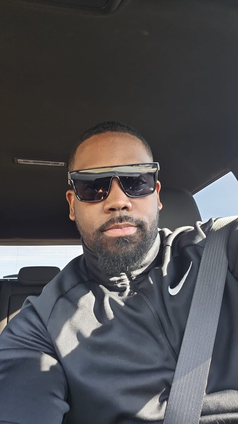 Customer photo review of 80Eighty® Polarized Murk Sunglasses