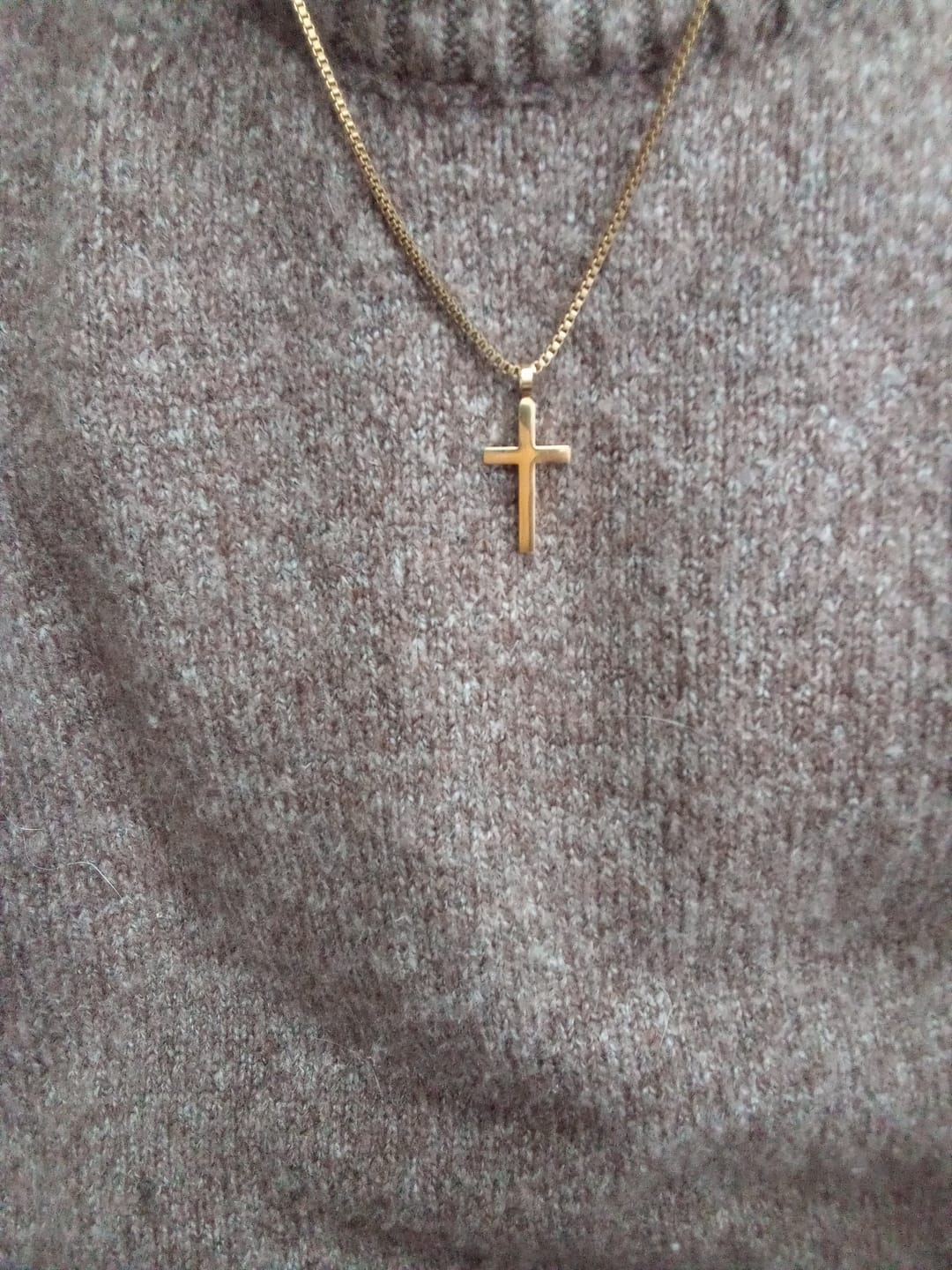 Customer photo review of Classic Cross & Box Chain