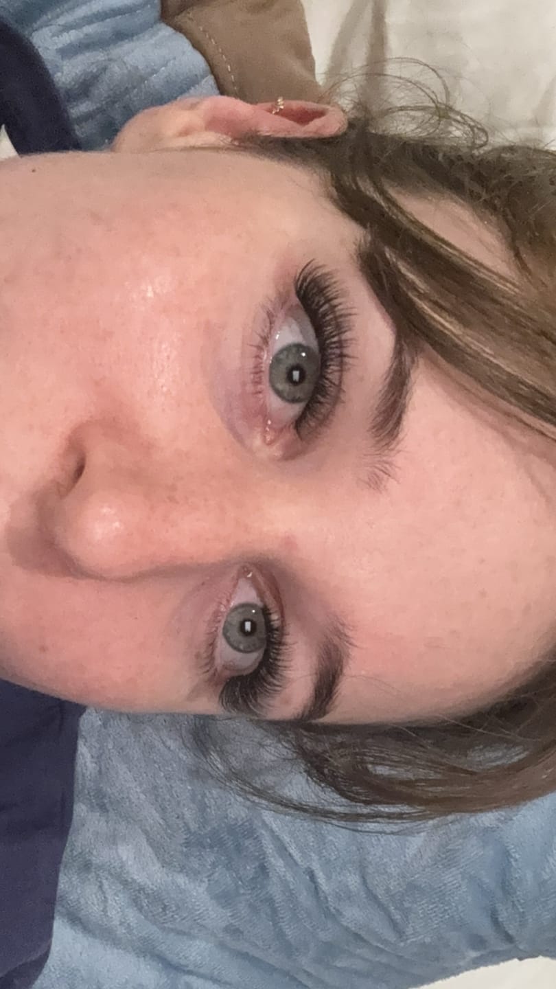 Customer photo review of Infinaluxe - Complete Kit + Lash Cleanser
