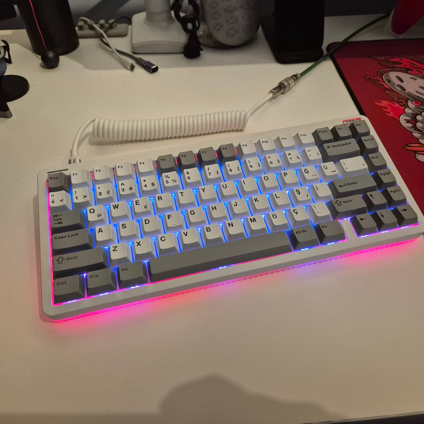 Customer photo review of Wraith Çift Enjeksiyonlu PBT Türkçe Tuş Takımı