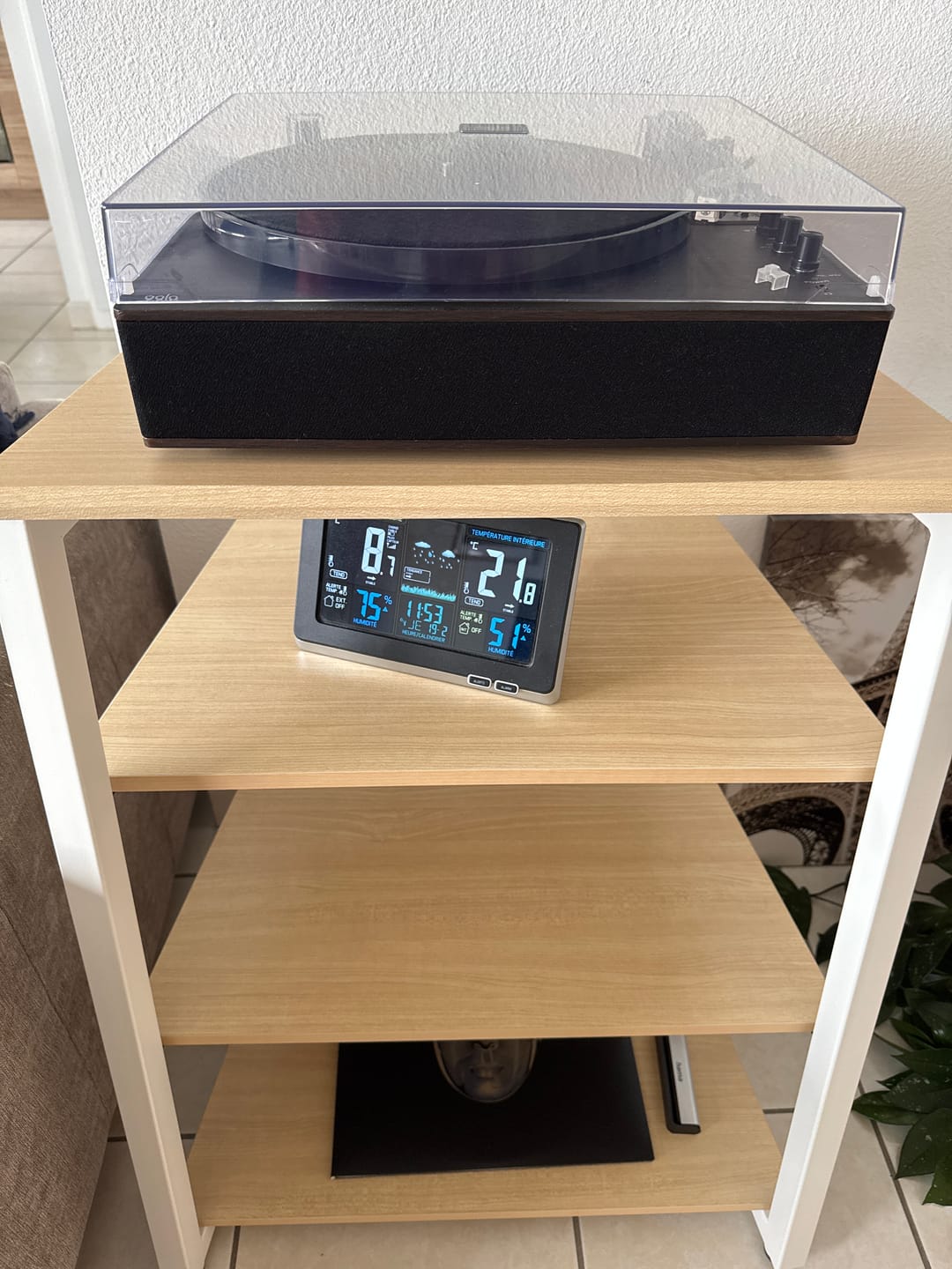 Customer photo review of Eiffel AS07 Record Player Stand