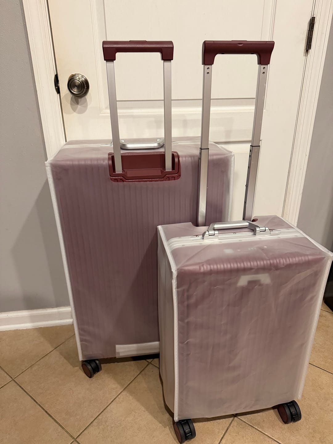 Customer photo review of Check-In: All-In-One 28"