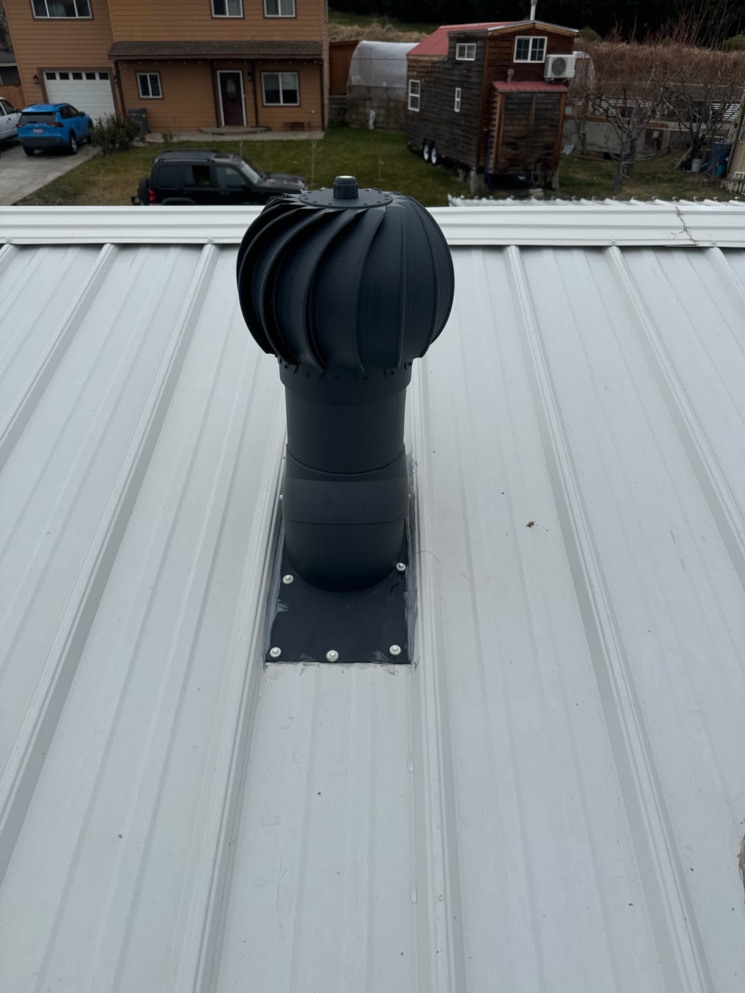 Customer photo review of Roof turbine vent - active attic, kitchen and bathroom roof exhaust - Ivent ROTO Round – Metal Installation