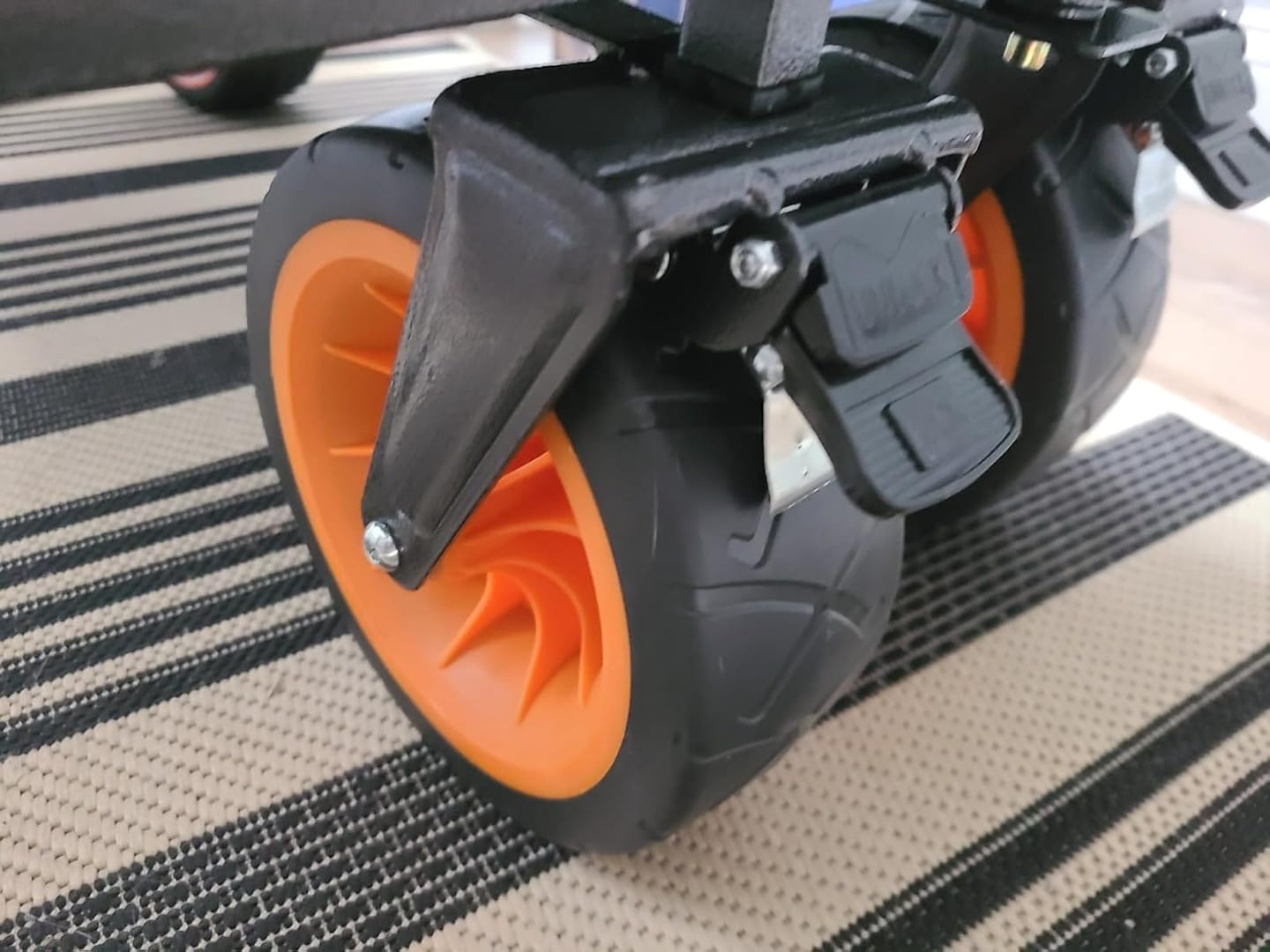 Customer photo review of Nomad Hybrid Electric Heavy-Duty Camping Trolley