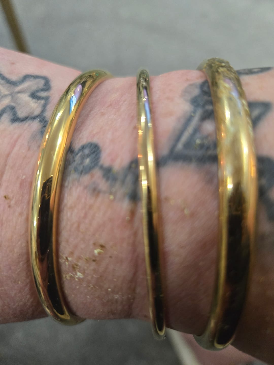 Customer photo review of Classic Gold Bangle