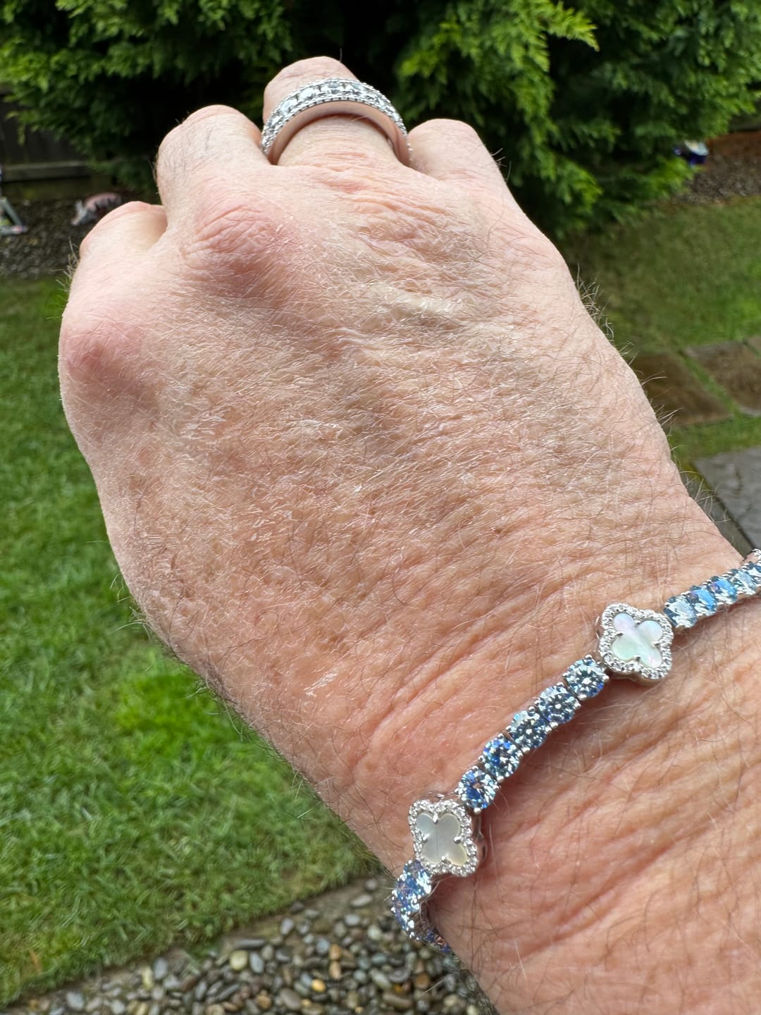 Customer photo review of Arctic Bleu Motif Bracelet
