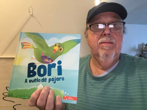 Customer photo review of Bori: A Vuelo de Pájaro | Libro Bilingüe