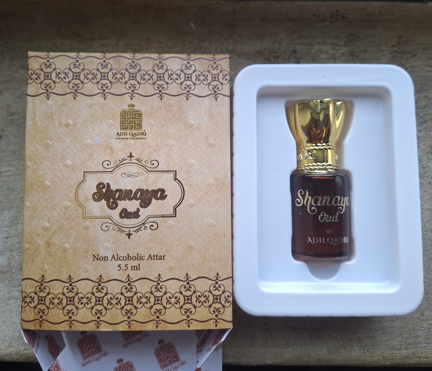 Customer photo review of Shanaya Oud Luxury Attar Perfume