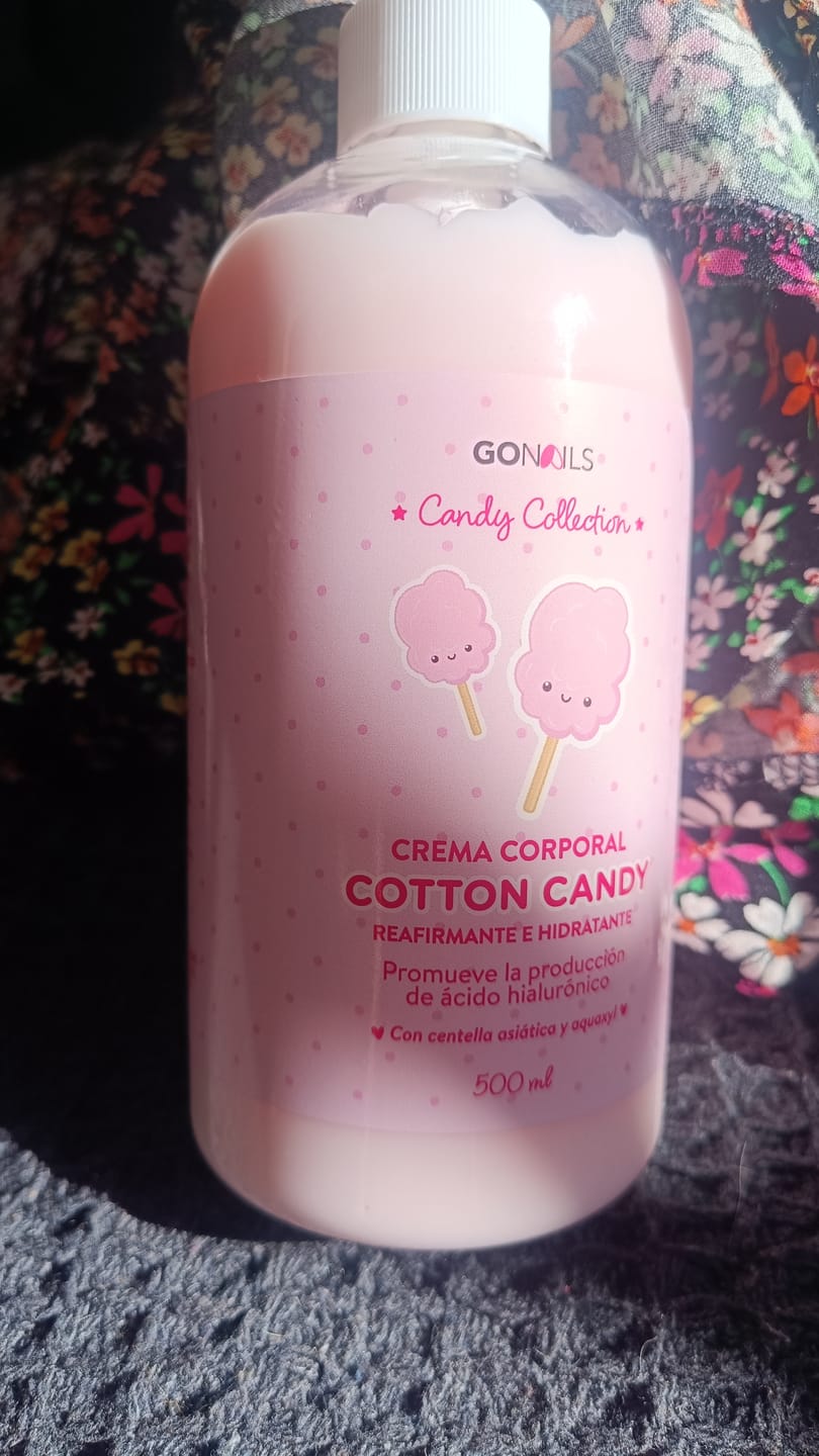 Customer photo review of Crema de Cuerpo Reafirmante e Hidratante Cotton Candy 500 ml