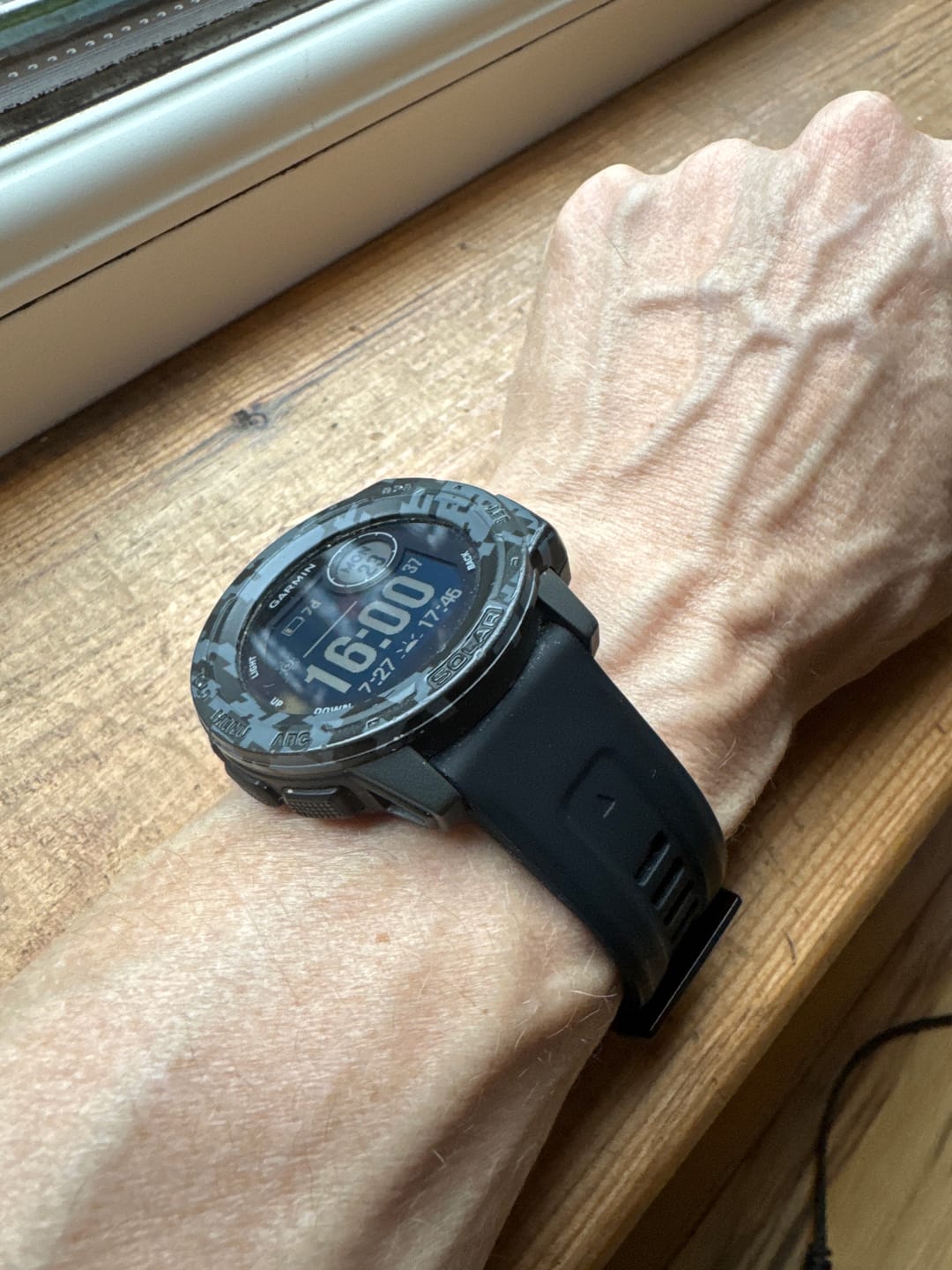 Customer photo review of QuickFit 22mm 26mm Strap for Garmin Epix Gen 2 Silicone Watch Strap for Garmin Fenix 7 7X 5Plus 6XPro Enduro 2