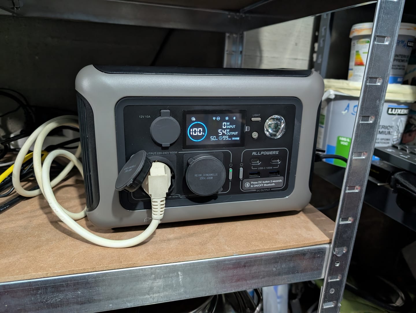 Customer photo review of ALLPOWERS R600 Portable Power Station 600W 299Wh LiFeP04 Battery