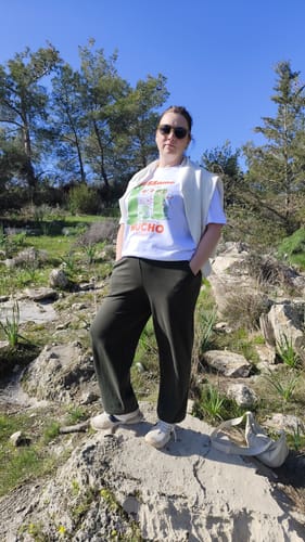 Customer photo review of T-shirt "BESSame Mucho"