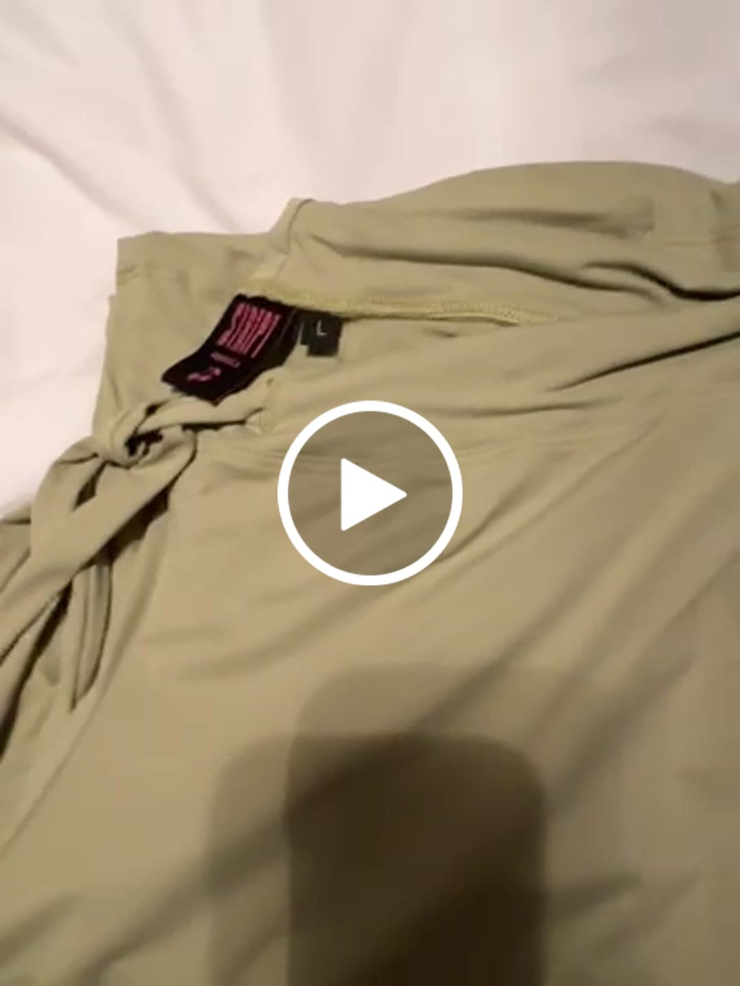 Customer video review of EVERYDAY PANT