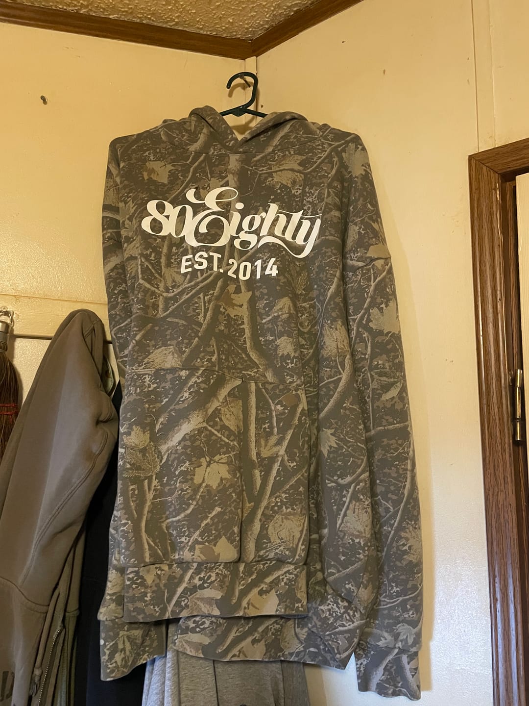 Customer photo review of 80Eighty® DeadWood Boxy HWT Hoodie