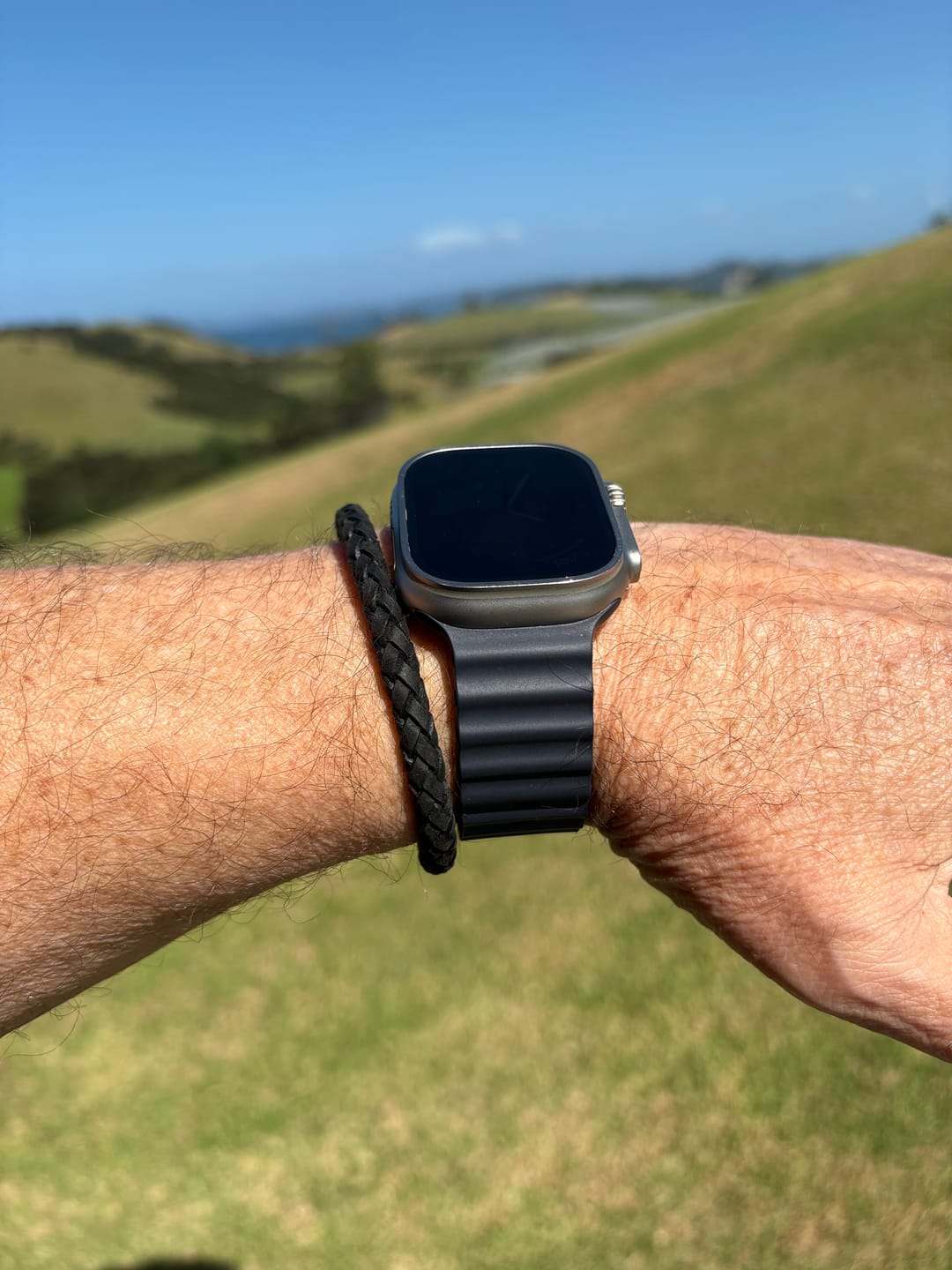 Customer photo review of Black Leather Bracelet | 6MM