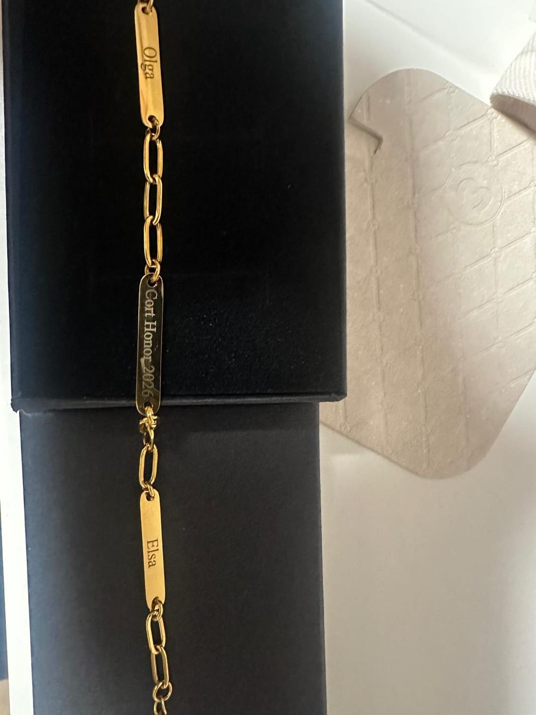 Customer photo review of Pulsera Uniones - Personalizado