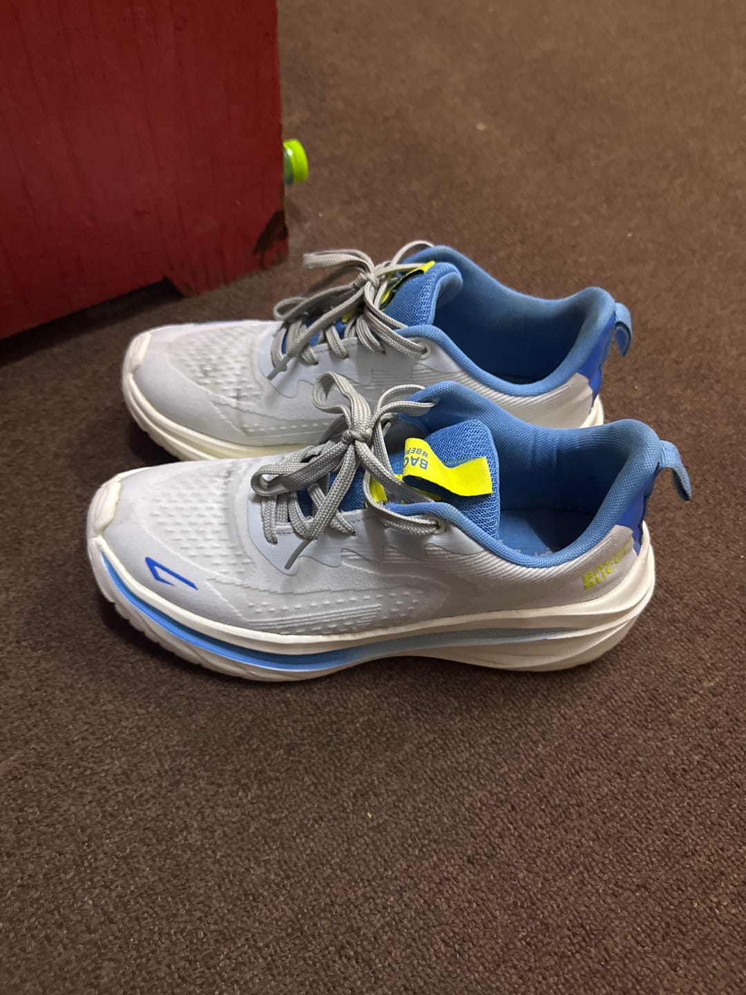 Customer photo review of Bacca Bucci SPEED PRO Athleisure Running Shoes