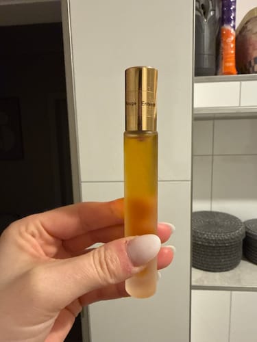 Customer photo review of Rouge Enterdit