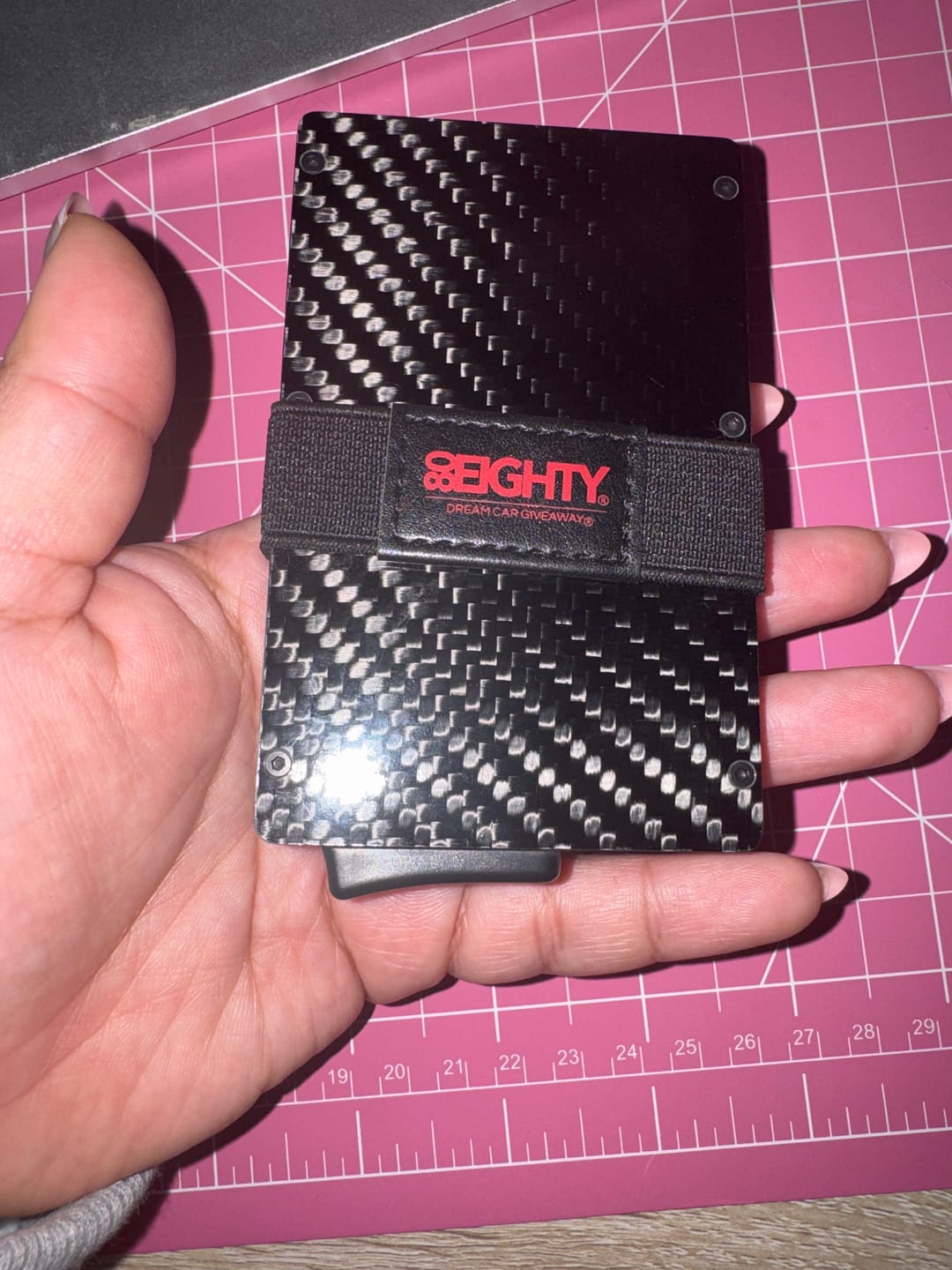 Customer photo review of 80Eighty® Minimalist Carbon Fiber Wallet