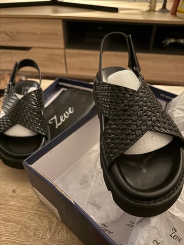Customer photo review of Aksa Sandal - Solid Black