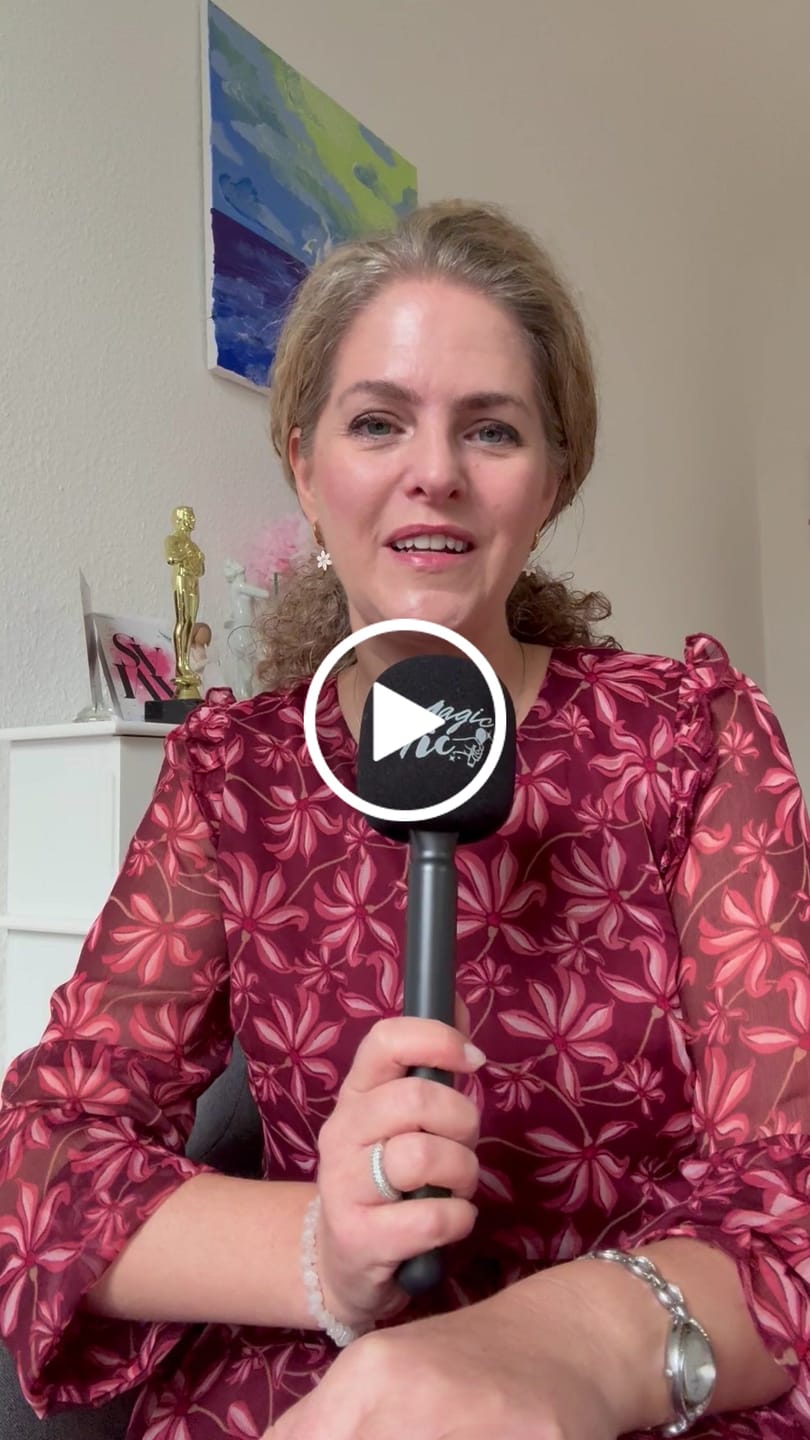 Customer video review of MagicMic™ Handadapter (3rd Generation)