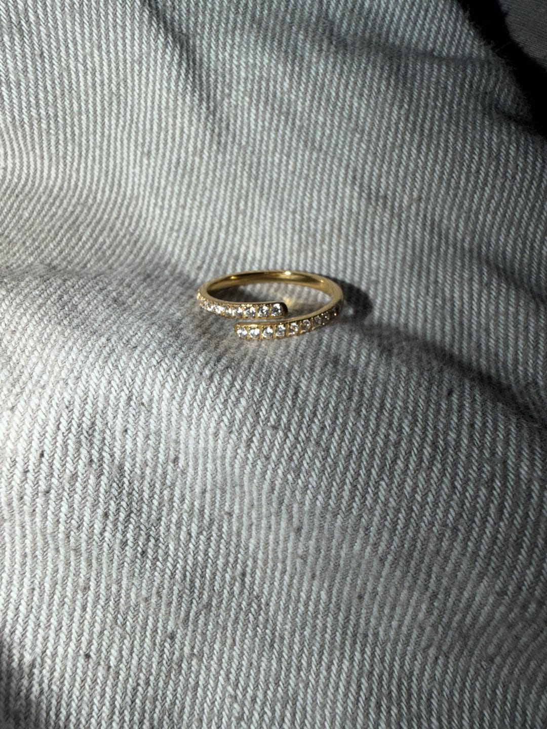 Customer photo review of Mayla Ring | 18K vergoldet