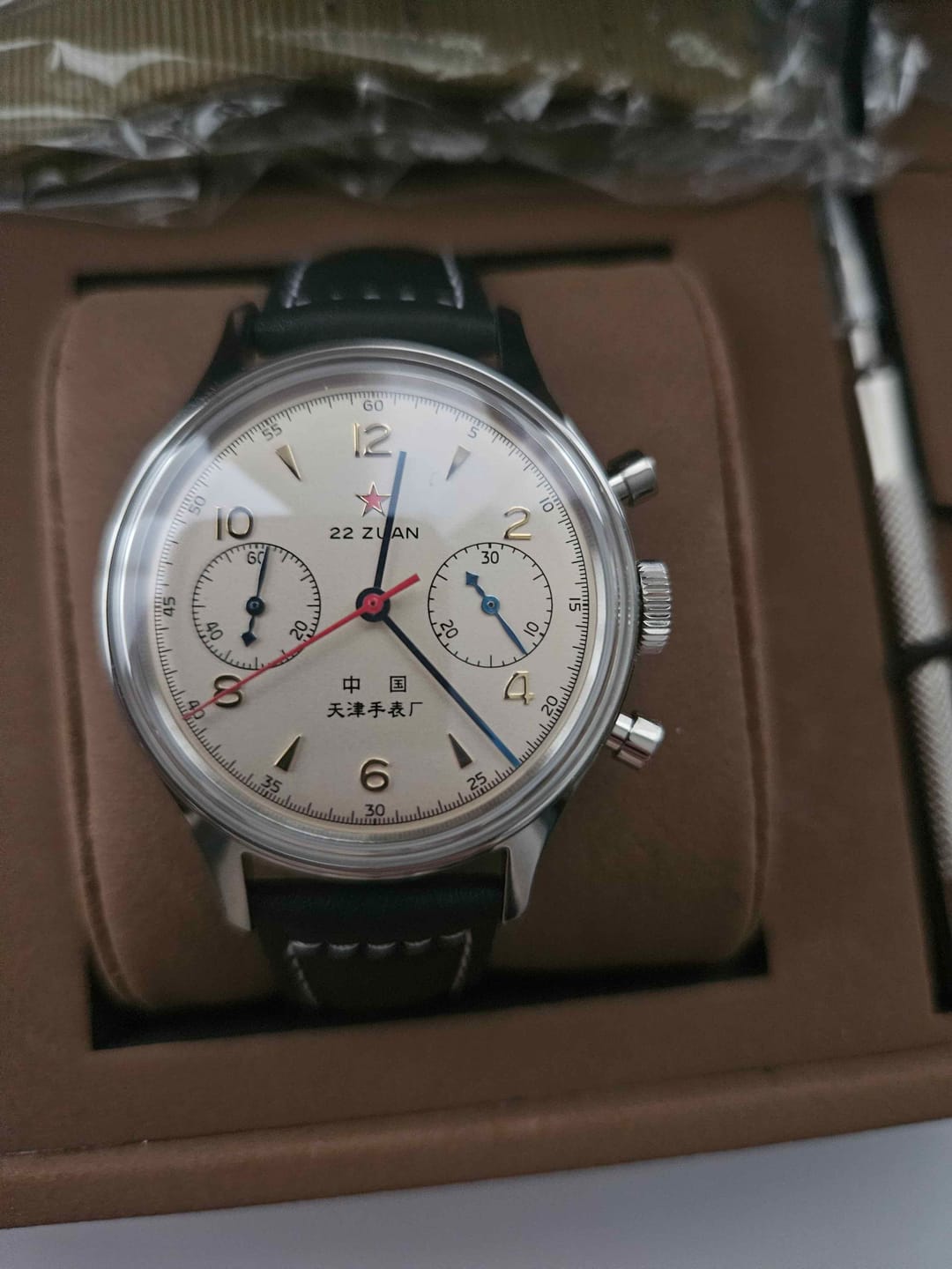 Customer photo review of Seagull 1963 Chronograph Watch 70th Anniversary Reissue 37.3mm