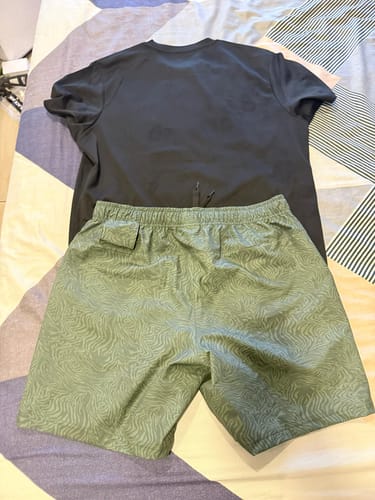 Customer photo review of Shorts Wavy Army