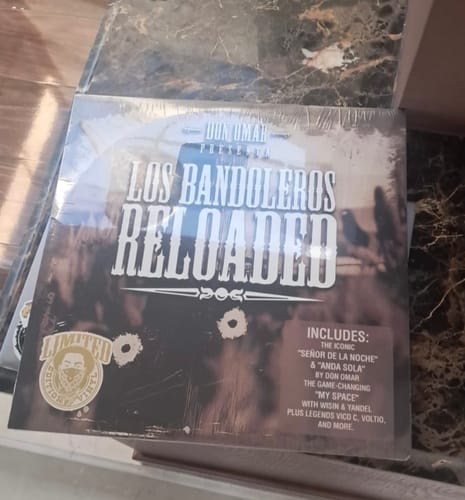 Customer photo review of PRE-ORDER VINILO "LOS BANDOLEROS" RELOADED