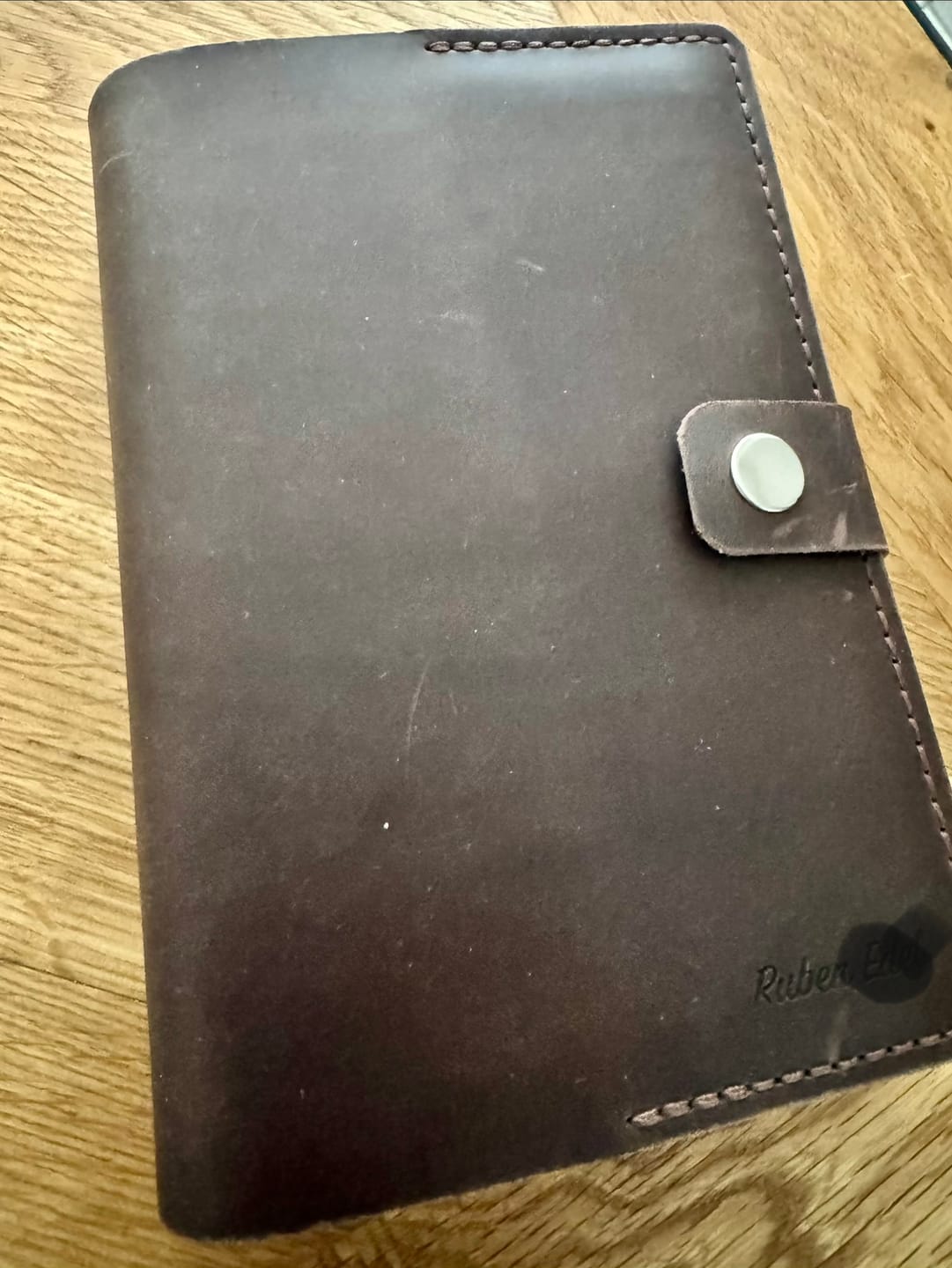 Customer photo review of Bibelhülle "Basic+" · echtes Leder · Individuelle Größen · handmade Bibelhülle nach Maß · optionale Gravur