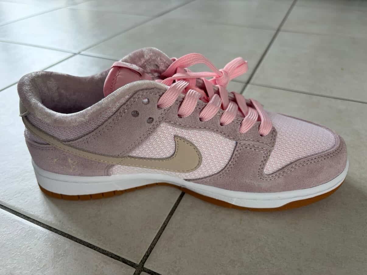 Customer photo review of Dunk Pink 2025