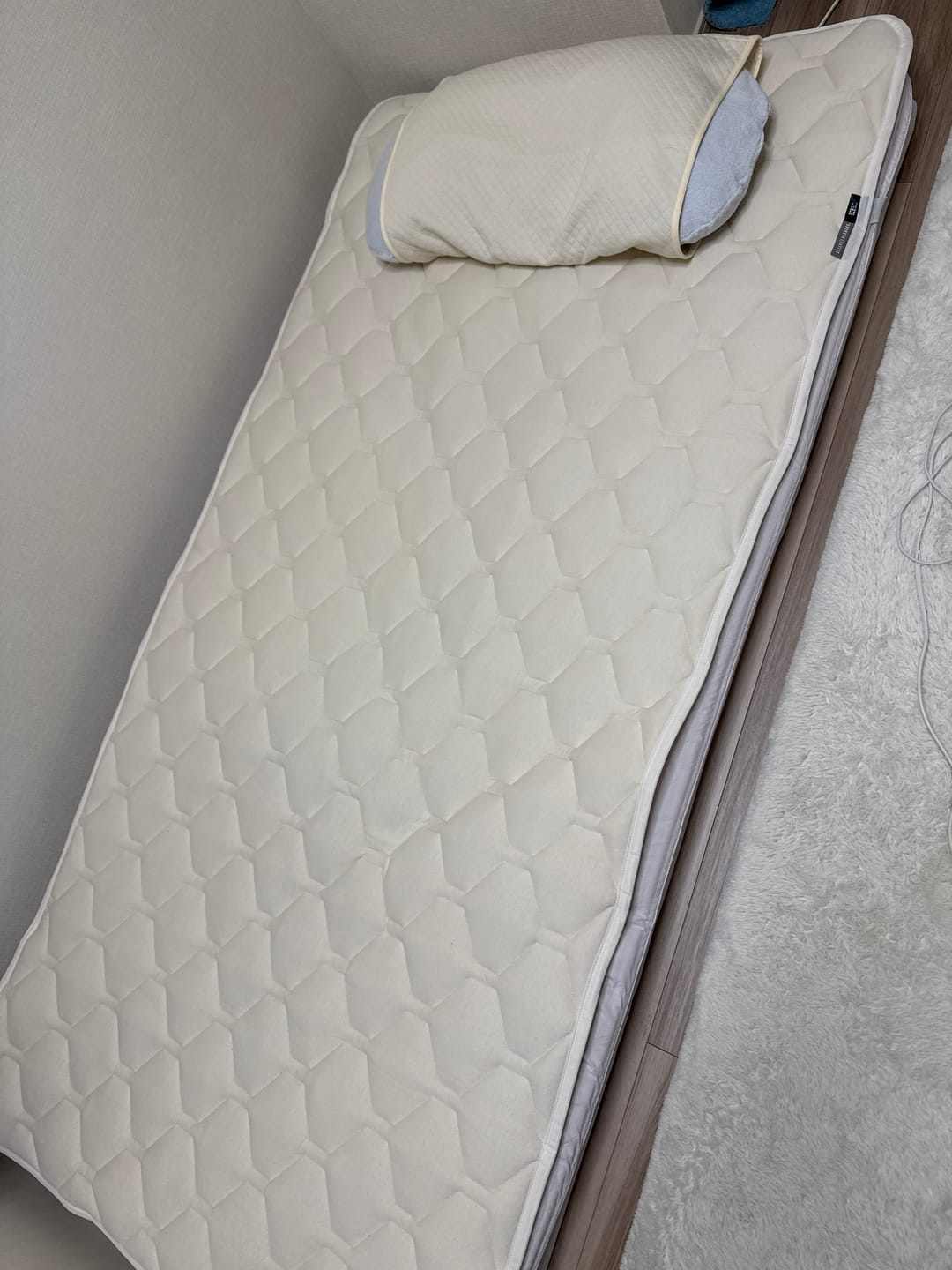 Customer photo review of SLEEP HEXAGON　ホルミシス敷パッド