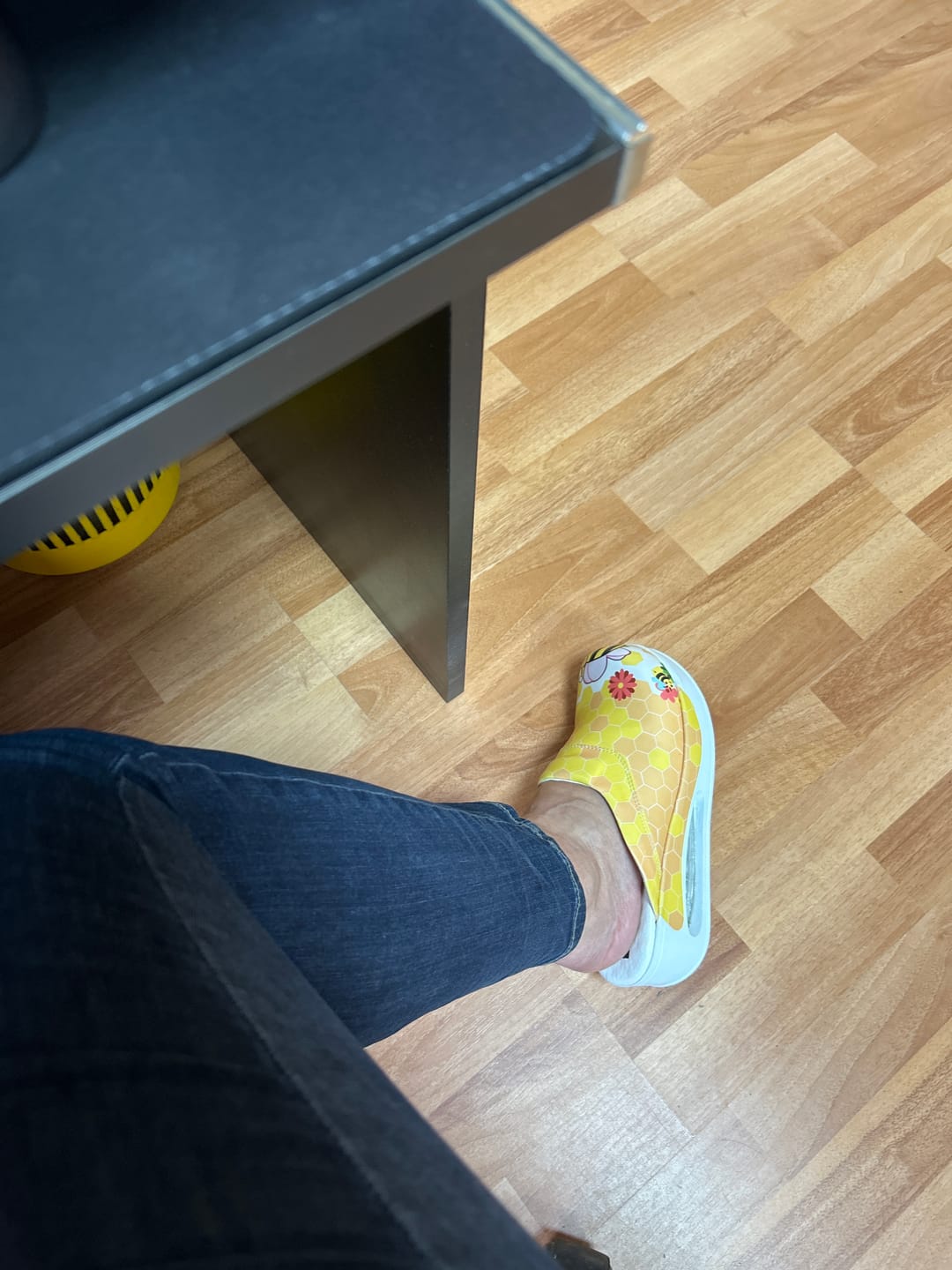 Customer photo review of Saboti medicali ortopedici, portocalii cu imprimeu, femei - Model airmax Albinuta